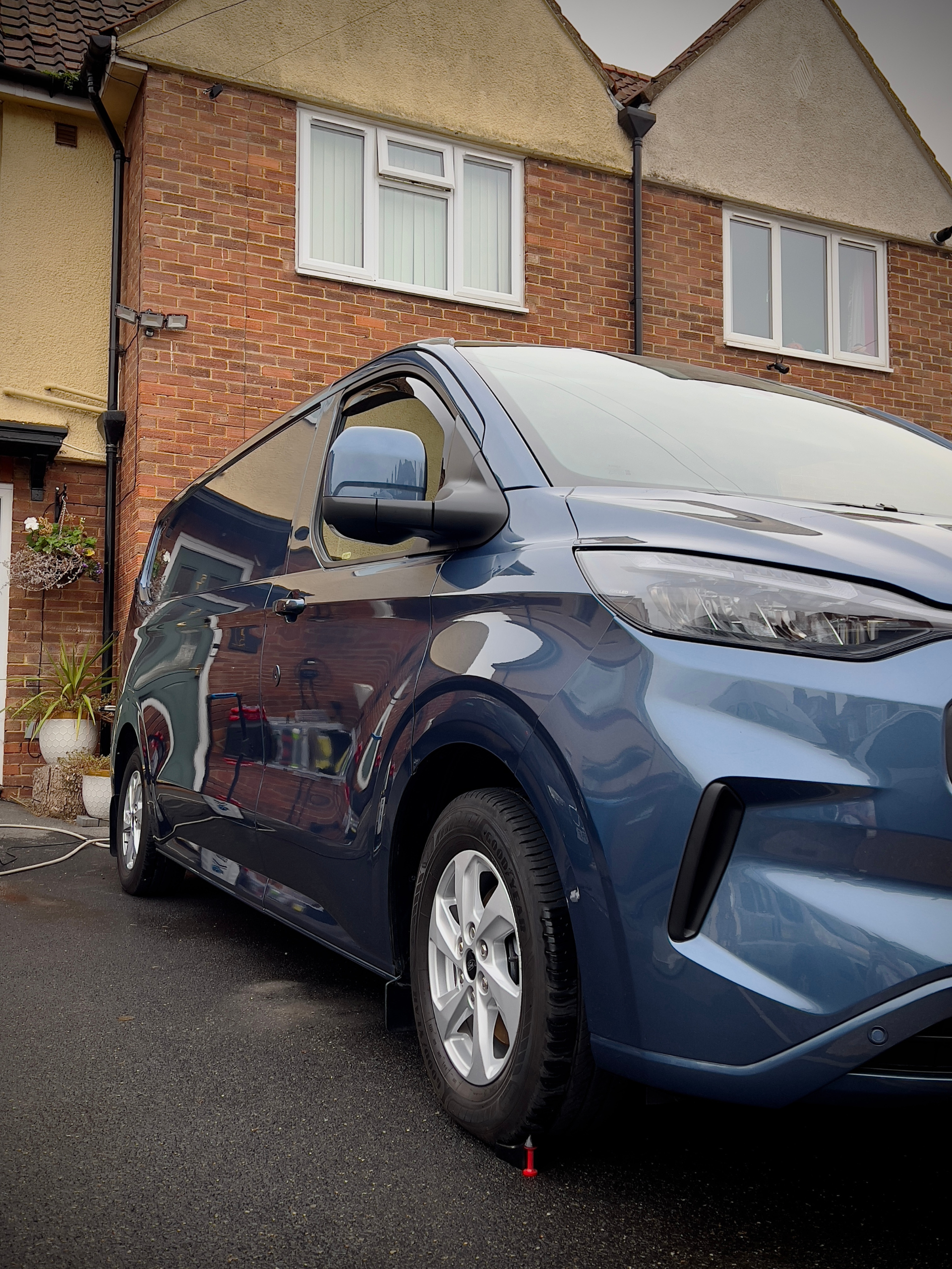 Stunning shine on ford transit van after a complete detail